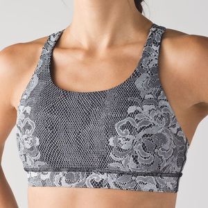 Lululemon Energy Bra Florence White Black size 4